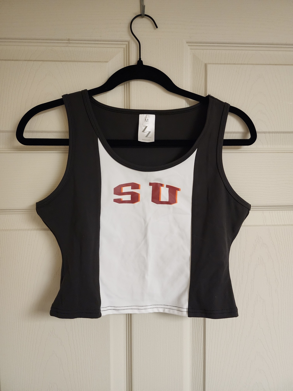 Black and White 'SU' Crop Tank Top - Susquehanna University